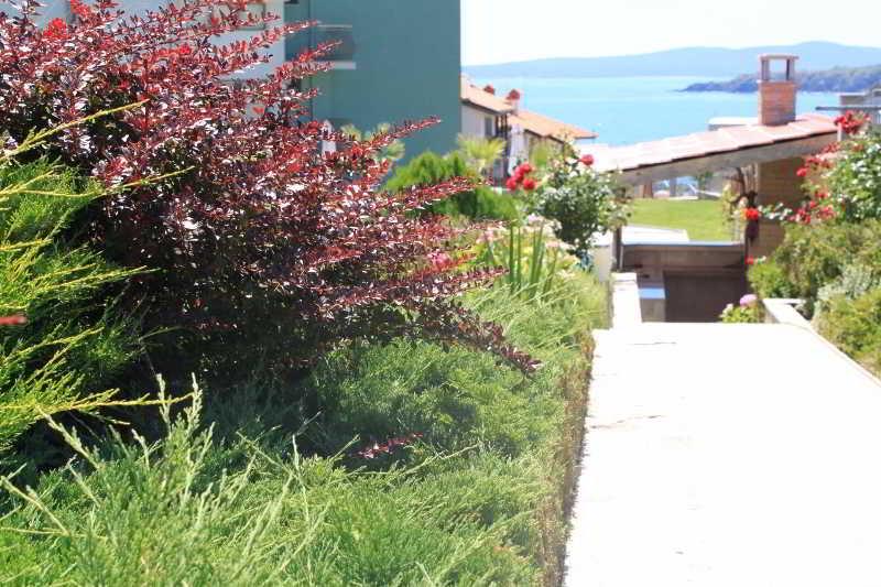 Aparthotel Gardenia Vacation Settlement Sosopol Exterior foto