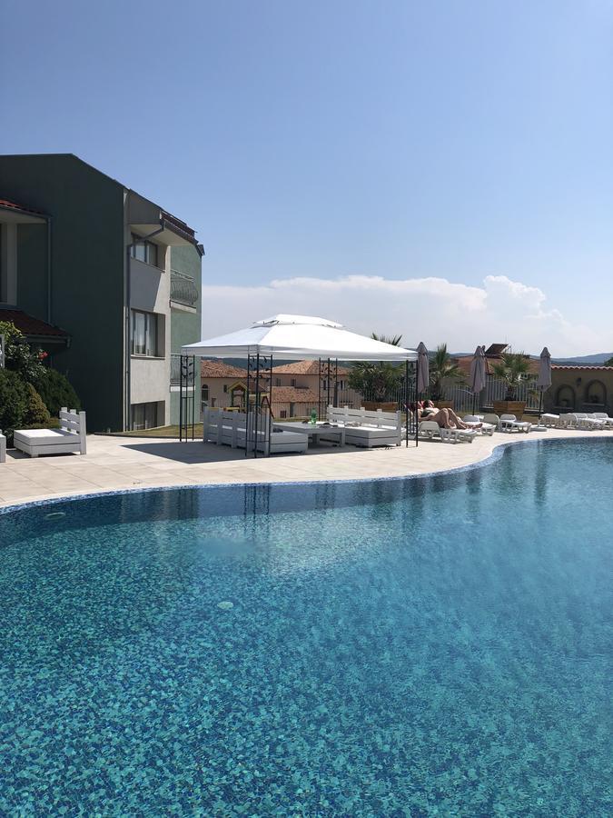 Aparthotel Gardenia Vacation Settlement Sosopol Exterior foto