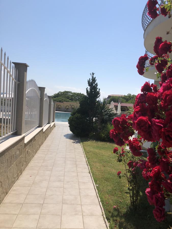 Aparthotel Gardenia Vacation Settlement Sosopol Exterior foto
