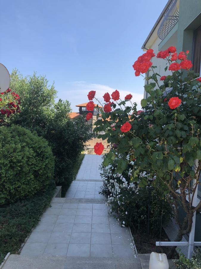 Aparthotel Gardenia Vacation Settlement Sosopol Exterior foto