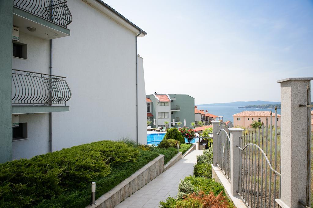 Aparthotel Gardenia Vacation Settlement Sosopol Exterior foto